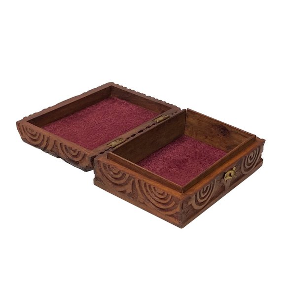 Brown Dimensional Relief Scroll Motif Rectangular Storage Box Chest ws2091 - Picture 5 of 5